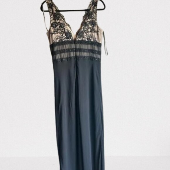 Marina Black Gown with Top Lace Sequins Size 14. Pre-loved. Women's Fashion - Picture 4 of 16